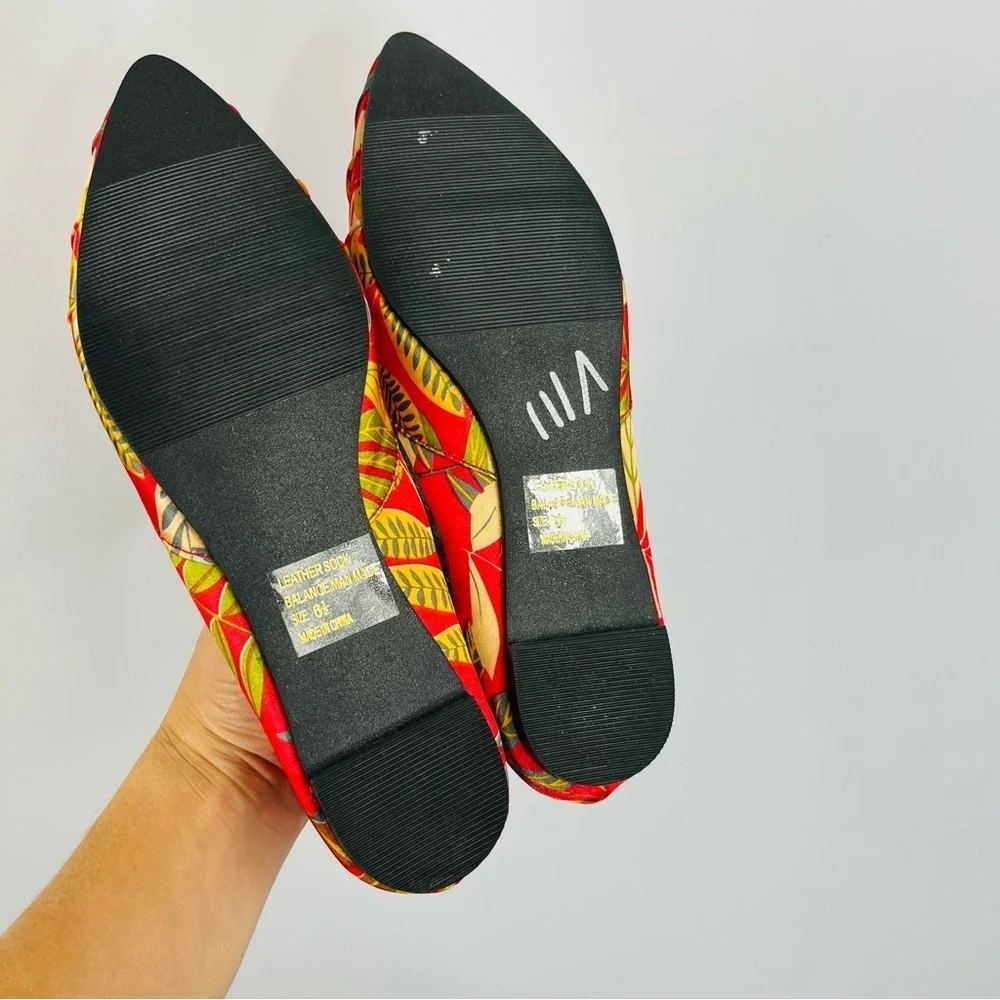 Soft Surroundings Size 6.5 Palm Red Beaded Pointed Toe Satin Ballet Flats - Picture 3 of 6